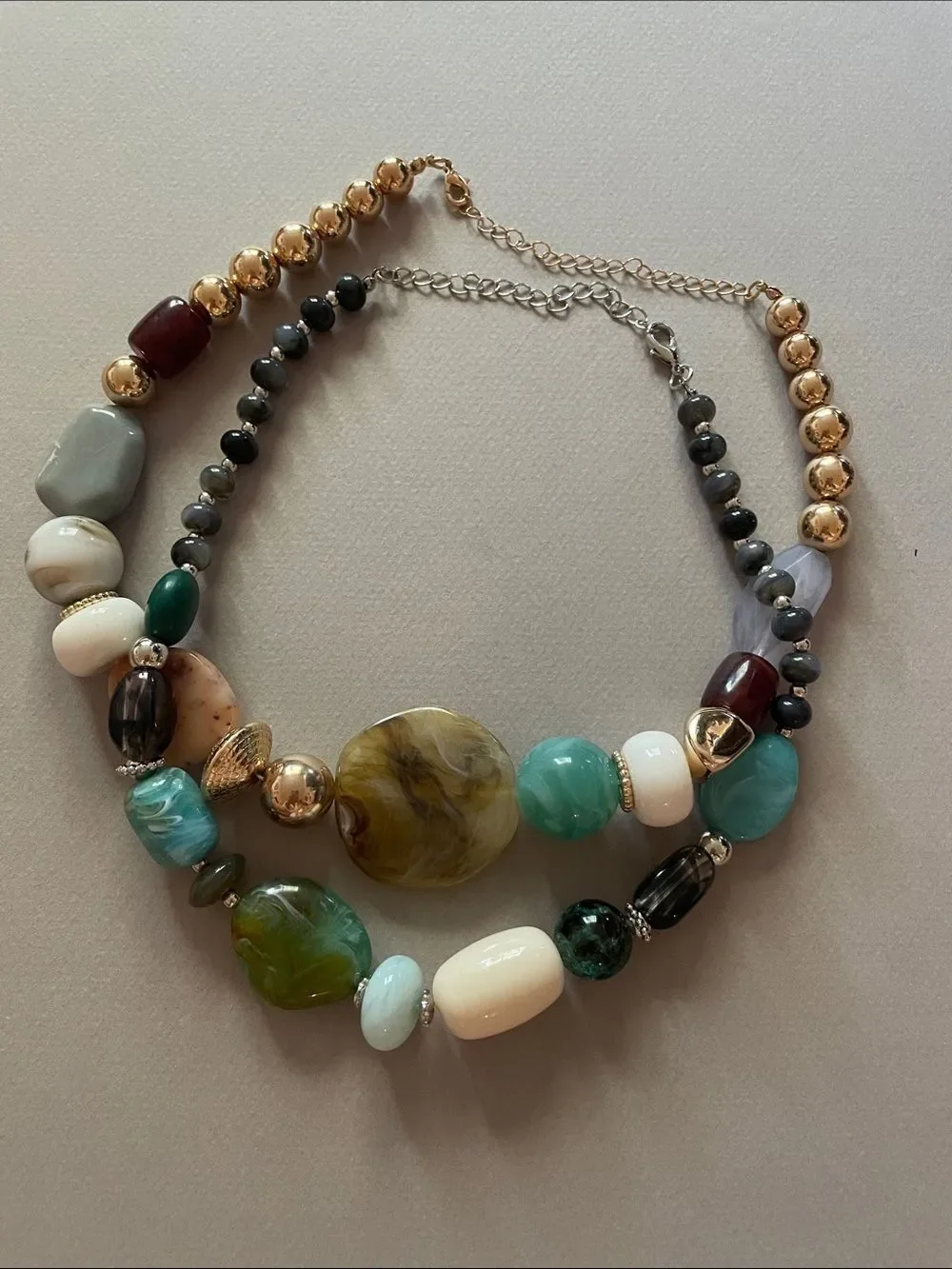 Multi-Color Beaded Statement Necklace N1488